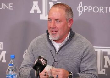 Texas A&M head coach Buzz Williams makes a “SHOCKING” Statement about Kentucky. “ that keeps everyone talking