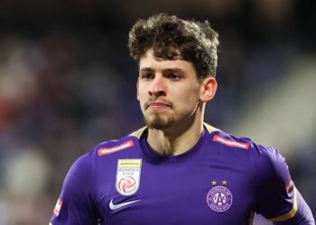 In einer schockierenden Entwicklung hat der österreichische Fußballverein Austria Wien angekündigt, dass ihr Starspieler, Dominik Fitz, wegen