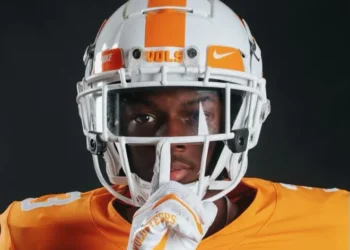 Former Tennessee wide receiver Marquarius “Squirrel” White has terminated his contract with the Florida State Seminoles and announced his return to Tennessee due to… read more.