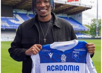 Dernière minute : le joueur vedette de l’AJ Auxerre, Gabriel Osho, a officiellement signé un contrat de 4 ans avec l’équipe…