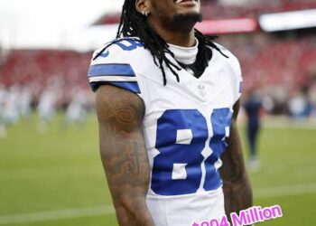 Unprecedented Rejection: Dallas Cowboys widely considered CeeDee Lamb rejects a massive $204 Million offer from Kansas City Chiefs, prioritizing team loyalty over…
