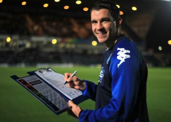 Heartbreaking: Luton Town  head coach Matt Bloomfield unexpected departure to move on…