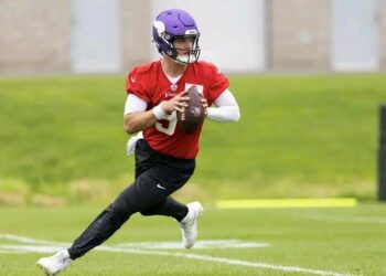 Early reports are showing JJ McCarthy has been looking EXCEPTIONAL thus far in camp!!!! CAN’T WAIT to see him in action!!! SKOL!!!!!!….
