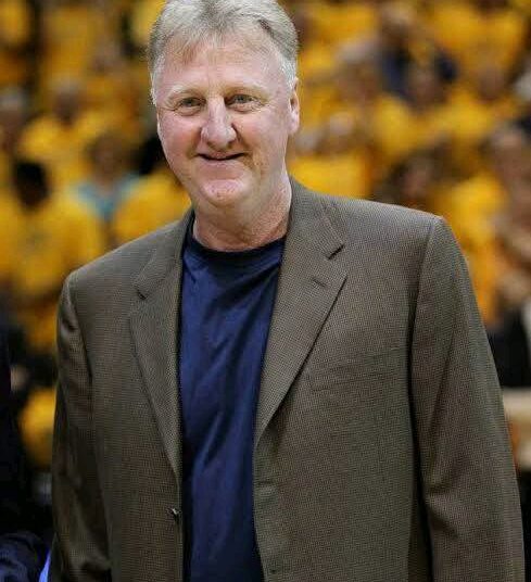 BREAKING NEWS: Excitement fills TD Garden as former Boston Celtics legend Larry Bird makes a triumphant return to the team—this time as a senior coach………..