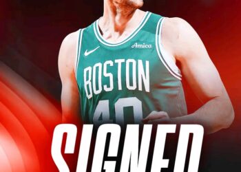 BREAKING: Free agent center Luke Kornet has agreed to a four-year, $41 million deal with the San Antonio Spurs, per @ShamsCharania.   The Spurs get another seven-footer to team up with Wemby in the frontcourt………