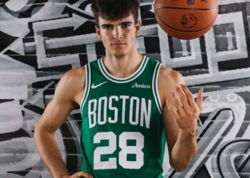 DONE DEAL: Hugo González Re-Signs a 4-years Contract With Boston Celtics as the new General point guard. $68,364,000 Million and guarantee of…. See mor