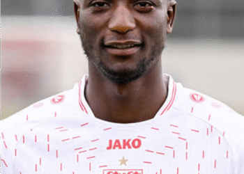 Unglaublicher Deal verifiziert: Serhou Guirassy gibt bekannt, dass er Borussia Dortmund verlassen wird, um zum VfB Stuttgart zurückzukehren und dort einen 3-Jahres-Vertrag zu erfüllen…. Mehr anzeigen