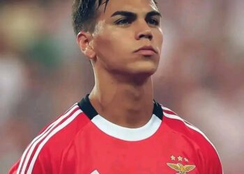 Segundo apura o jornal Record, a cláusula do Enzo passa a ser obrigatória a partir do momento em que ele realize 15 jogos pelo Benfica. Tem 8, faltam 7………